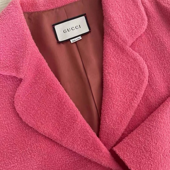 🚩steal authentic Gucci Vibrant Pink Textured Suit - Picture 5 of 10